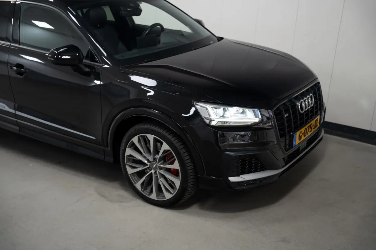 SQ2 2.0 TFSI SQ2*PANO*ACC*LANE-ASS*VIRTUAL*HUD*B&O*CAM