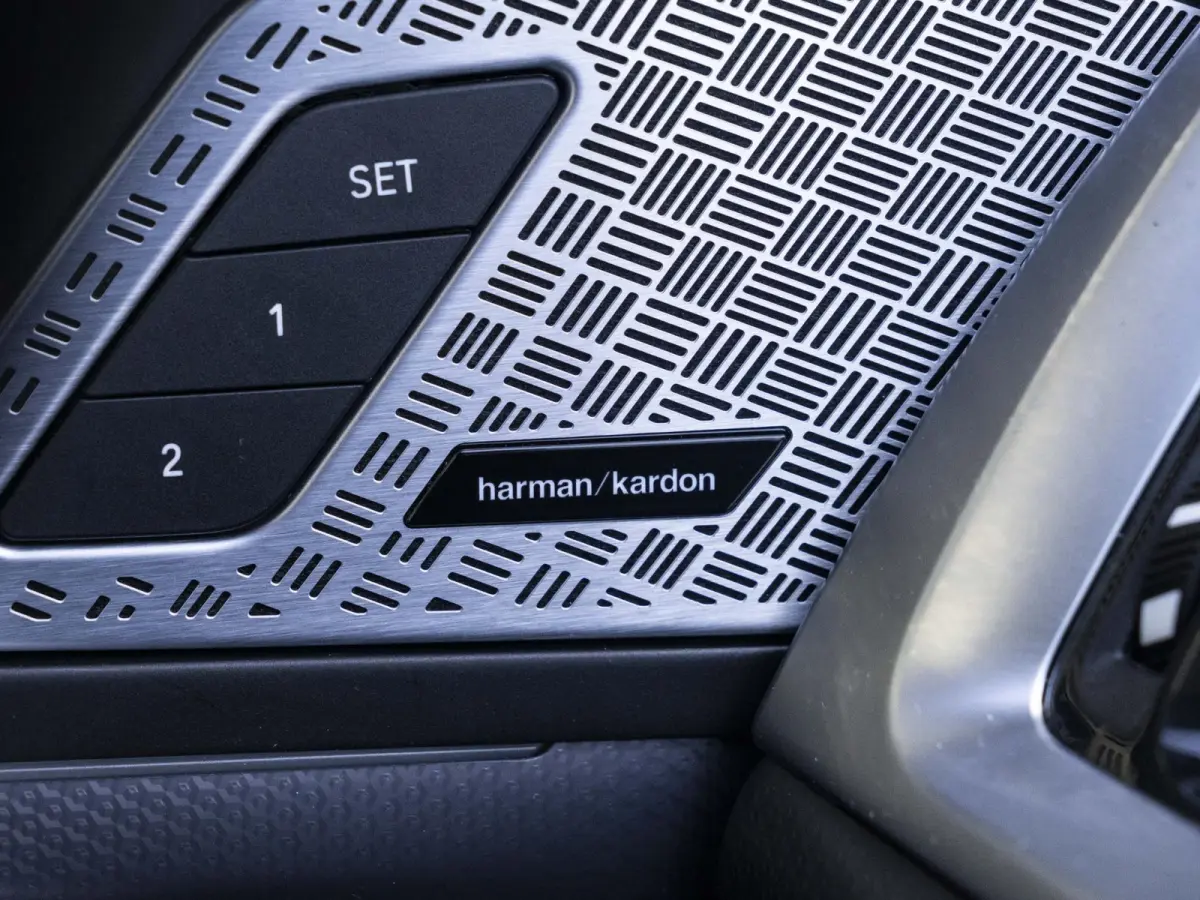 xDrive30 | M Sportpakket | Driving Assistant Professional | Head Up Display | 20 inch | Harman Kardon | Trekhaak