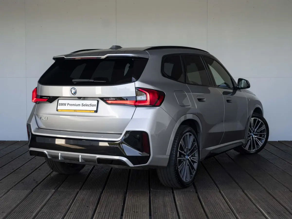 xDrive30 | M Sportpakket | Driving Assistant Professional | Head Up Display | 20 inch | Harman Kardon | Trekhaak