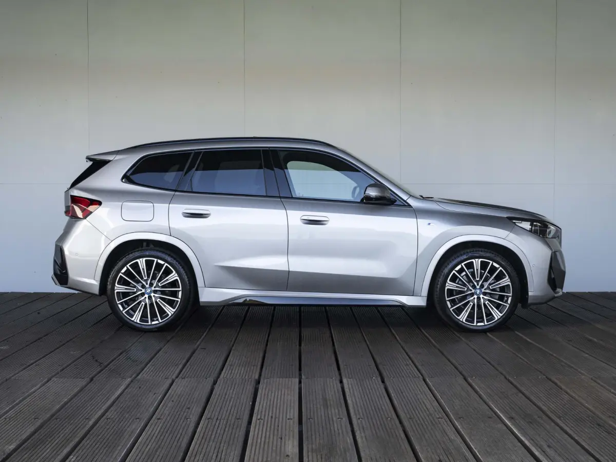 xDrive30 | M Sportpakket | Driving Assistant Professional | Head Up Display | 20 inch | Harman Kardon | Trekhaak