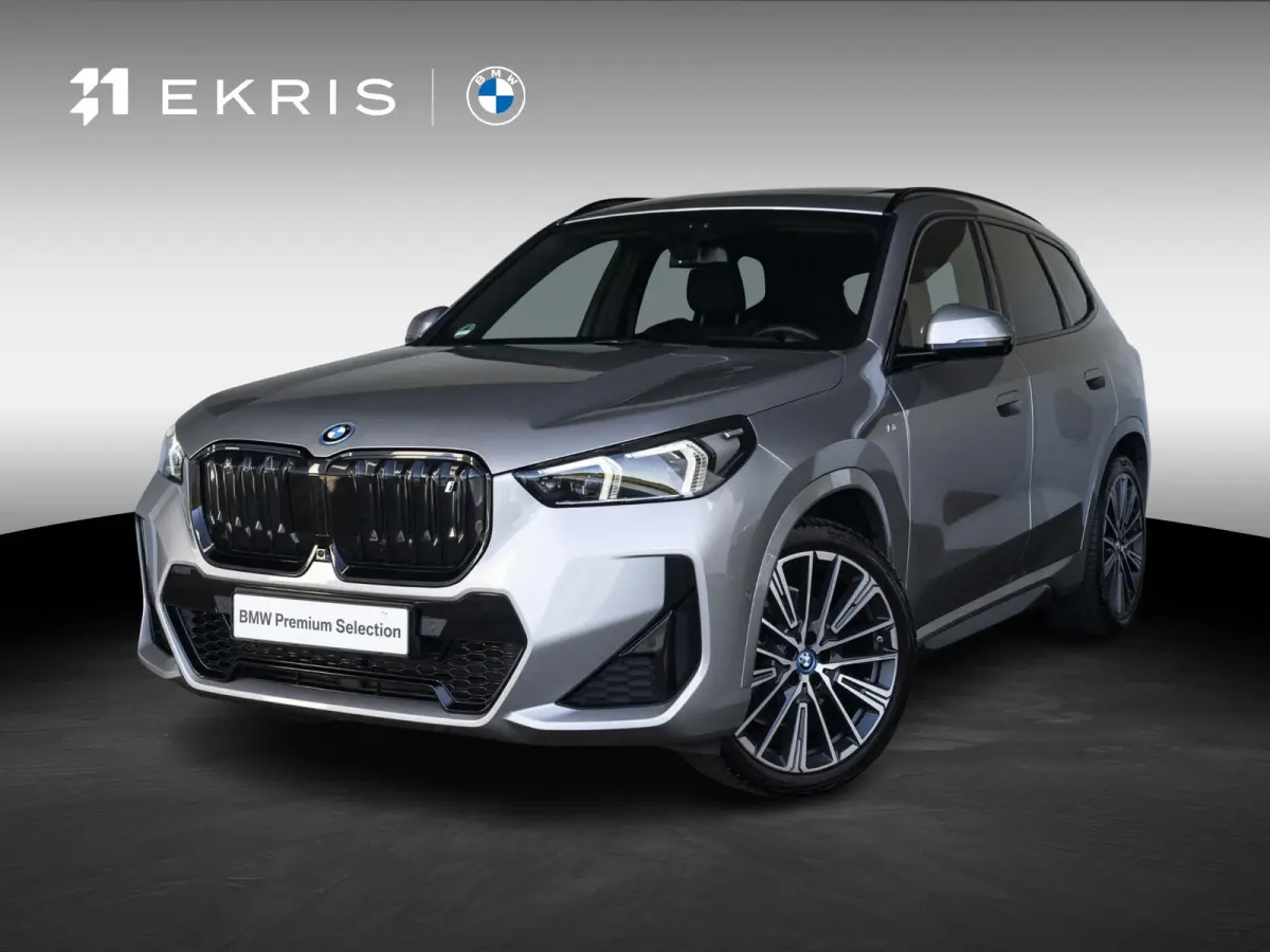 xDrive30 | M Sportpakket | Driving Assistant Professional | Head Up Display | 20 inch | Harman Kardon | Trekhaak