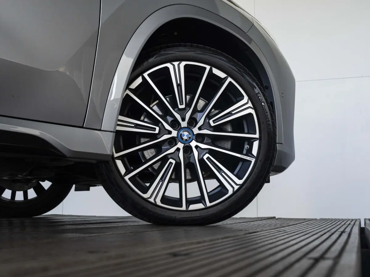 xDrive30 | M Sportpakket | Driving Assistant Professional | Head Up Display | 20 inch | Harman Kardon | Trekhaak
