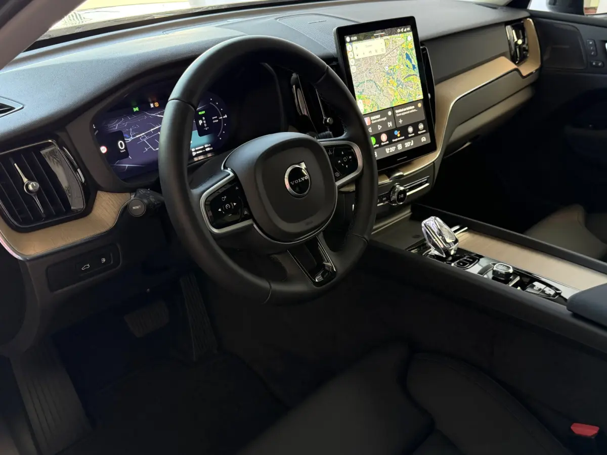 2.0 T8 455PK AWD PLUS DARK NIEUWE AUTO HARMAN KARDON 360.CAM STOEL/STUUR VERW LEER vapour grey