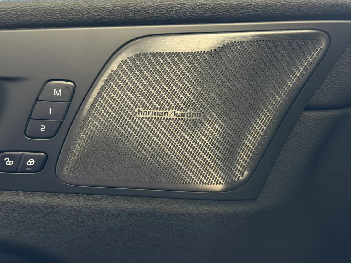 2.0 T8 455PK AWD PLUS DARK NIEUWE AUTO HARMAN KARDON 360.CAM STOEL/STUUR VERW LEER vapour grey