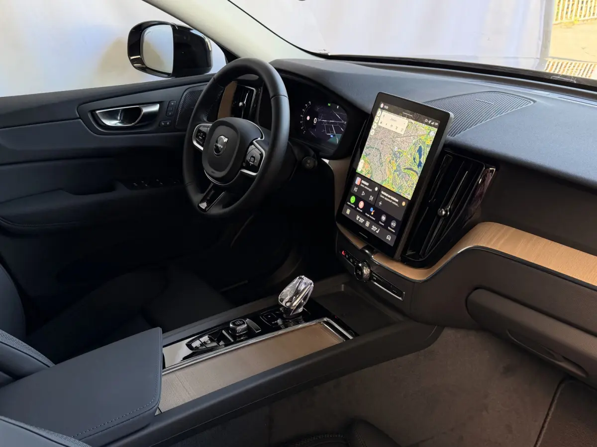 2.0 T8 455PK AWD PLUS DARK NIEUWE AUTO HARMAN KARDON 360.CAM STOEL/STUUR VERW LEER vapour grey