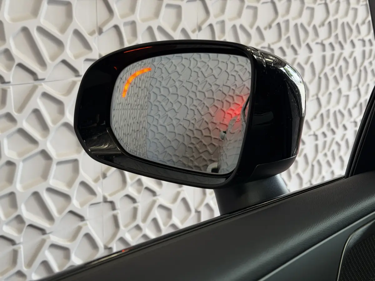 2.0 T8 455PK AWD PLUS DARK NIEUWE AUTO HARMAN KARDON 360.CAM STOEL/STUUR VERW LEER vapour grey