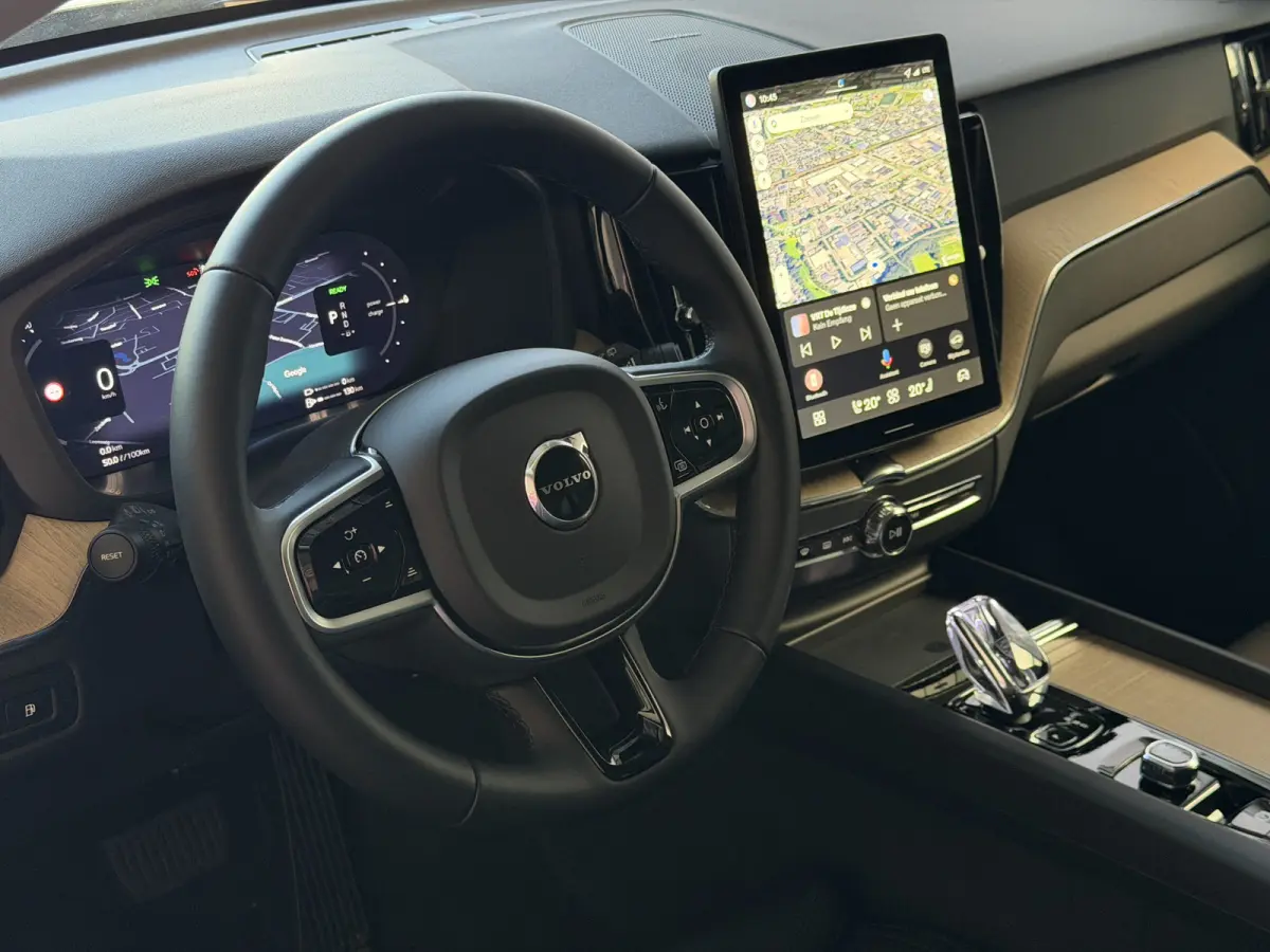 2.0 T8 455PK AWD PLUS DARK NIEUWE AUTO HARMAN KARDON 360.CAM STOEL/STUUR VERW LEER vapour grey