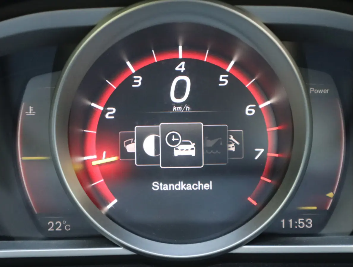 2.0 T3 Momentum Navi / Stoelverw  / Standkachel / Pdc / Elekramen / Instap klaar / Vol jaar Apk