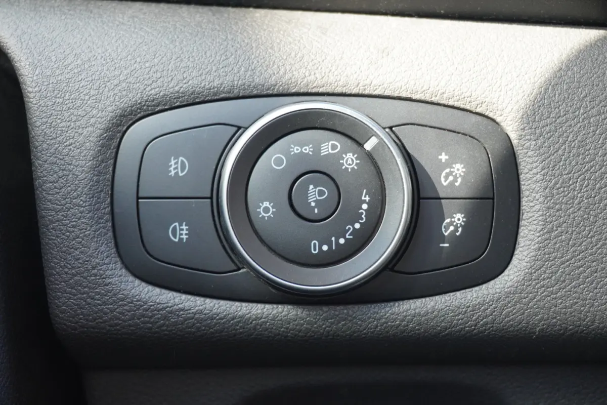 2.0 TDCI EURO 6 - Airco - Cruise - Navi - €13.900,- Excl.