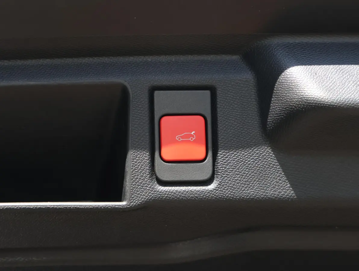 GS 73 kWh | AGR stoelen | Navigatie 16" | Apple en Android 19"lichtmetalen velgen | Verlicht Opel-logo |
