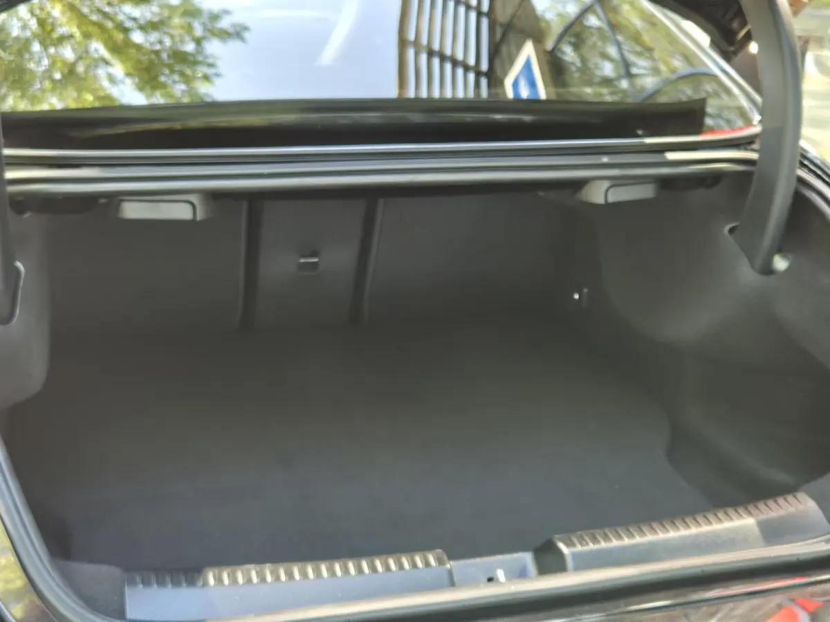 250 e Business Solution AMG Limited | SOH 95.48% | Panoramadak | Apple Carplay | Multi | Sfeerverlichting | Cruise Control | 18 inch