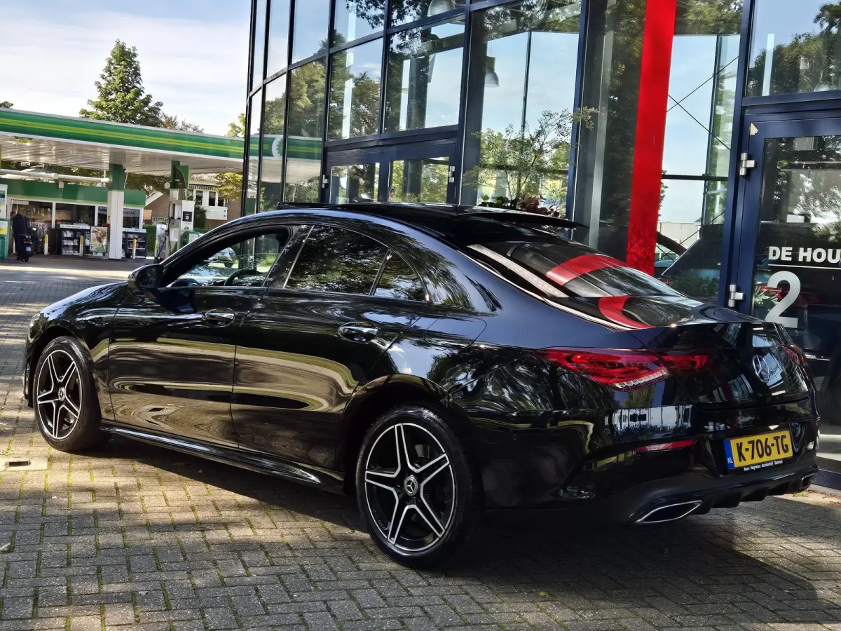 250 e Business Solution AMG Limited | SOH 95.48% | Panoramadak | Apple Carplay | Multi | Sfeerverlichting | Cruise Control | 18 inch