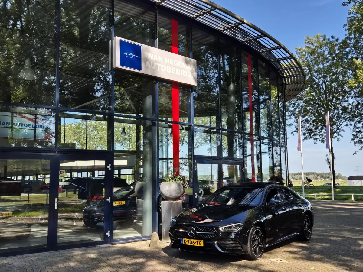 250 e Business Solution AMG Limited | SOH 95.48% | Panoramadak | Apple Carplay | Multi | Sfeerverlichting | Cruise Control | 18 inch