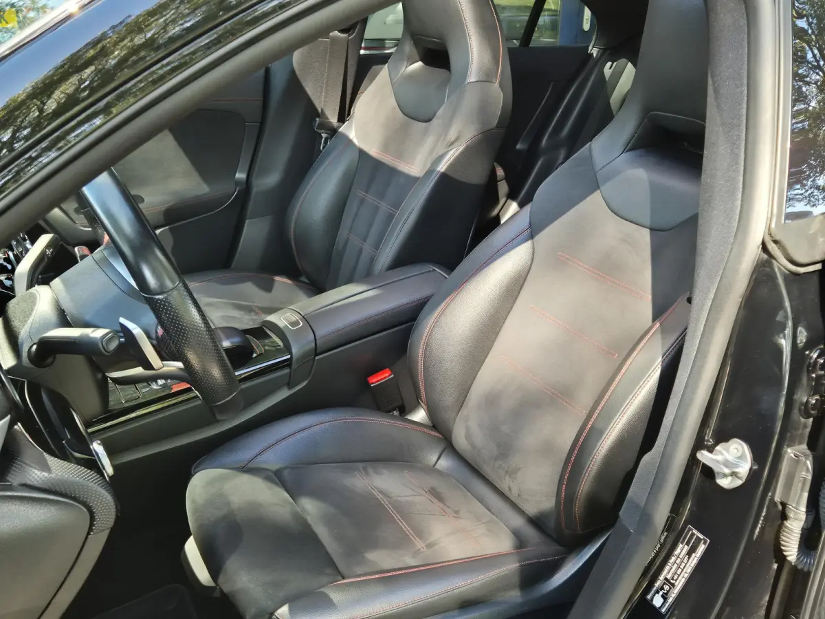 250 e Business Solution AMG Limited | SOH 95.48% | Panoramadak | Apple Carplay | Multi | Sfeerverlichting | Cruise Control | 18 inch