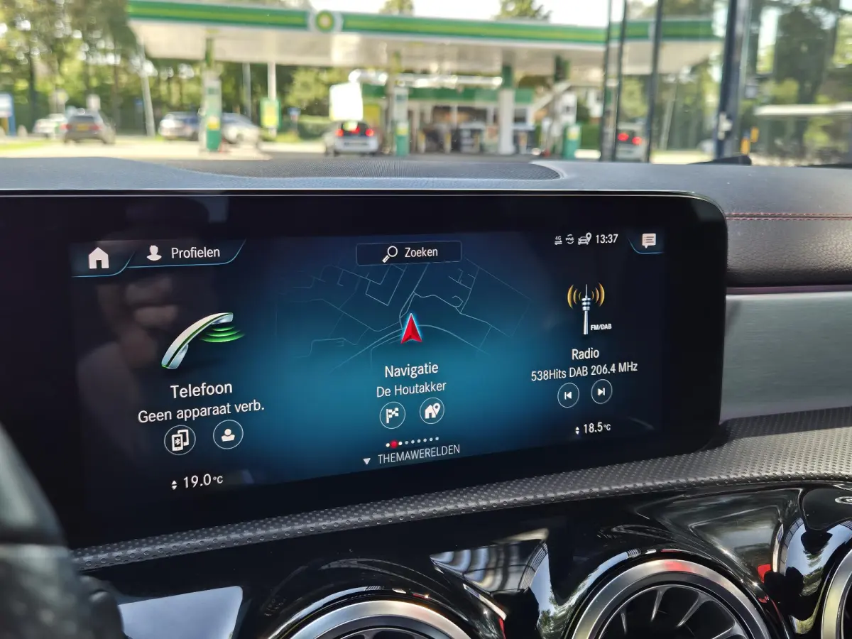 250 e Business Solution AMG Limited | SOH 95.48% | Panoramadak | Apple Carplay | Multi | Sfeerverlichting | Cruise Control | 18 inch
