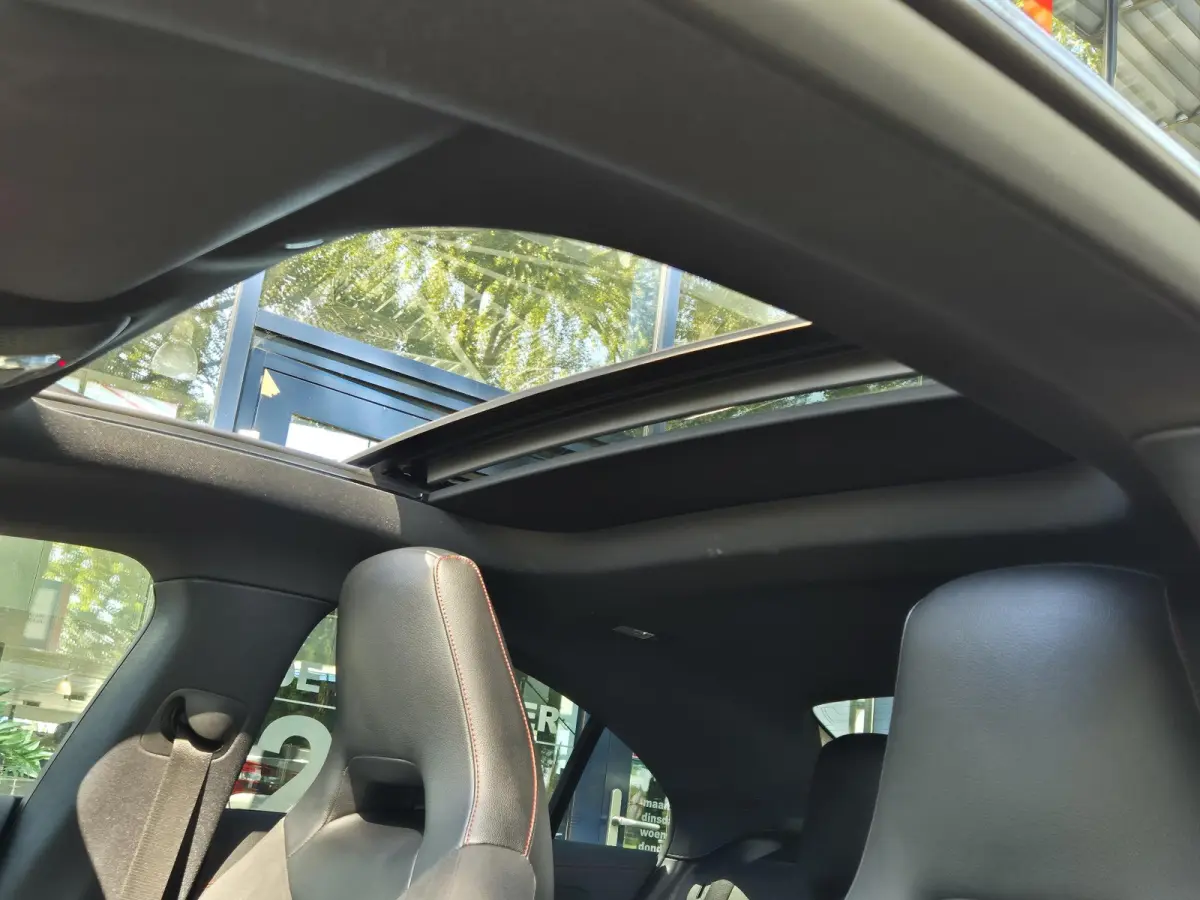 250 e Business Solution AMG Limited | SOH 95.48% | Panoramadak | Apple Carplay | Multi | Sfeerverlichting | Cruise Control | 18 inch