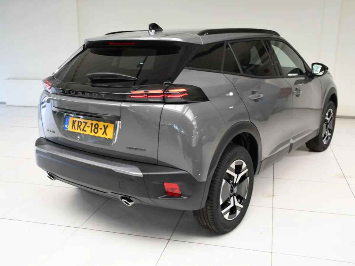 1.2 Hybrid 145 GT .