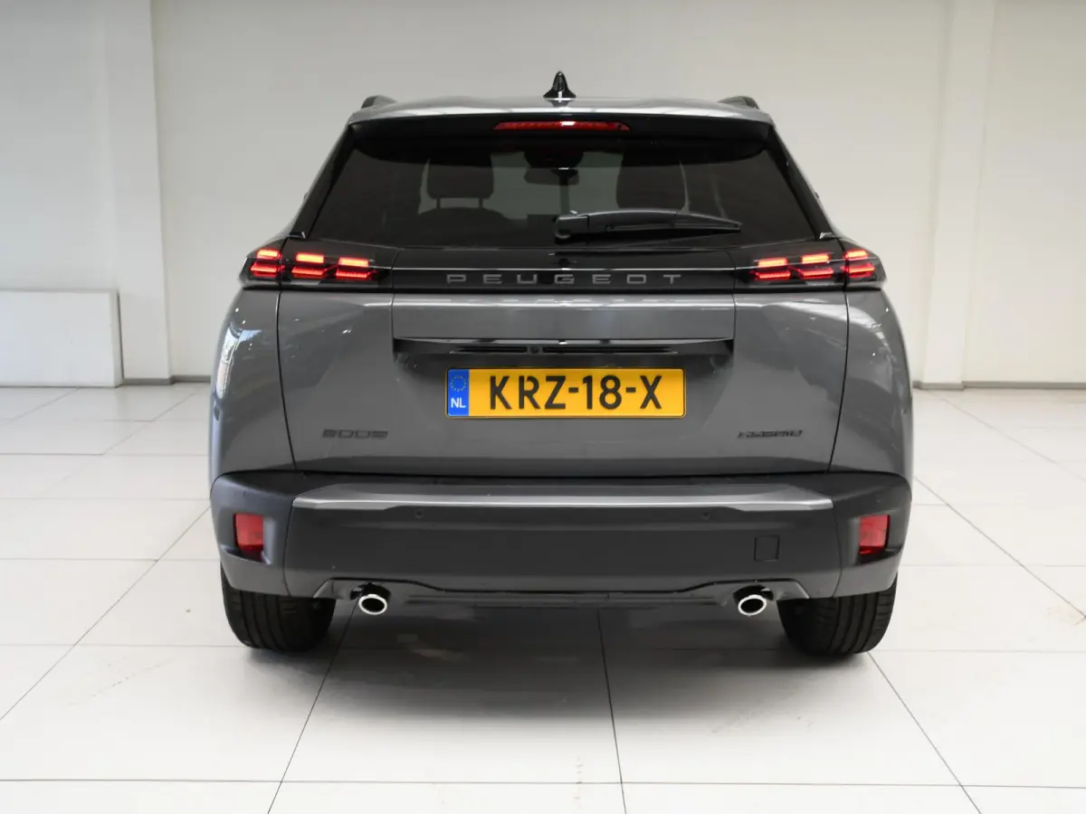 1.2 Hybrid 145 GT .