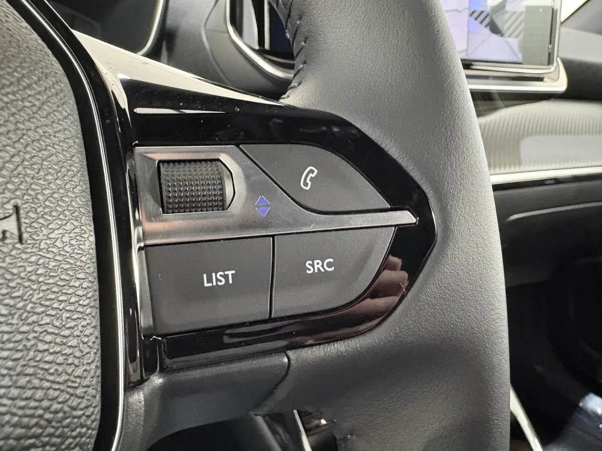 1.2 Hybrid 145 GT .
