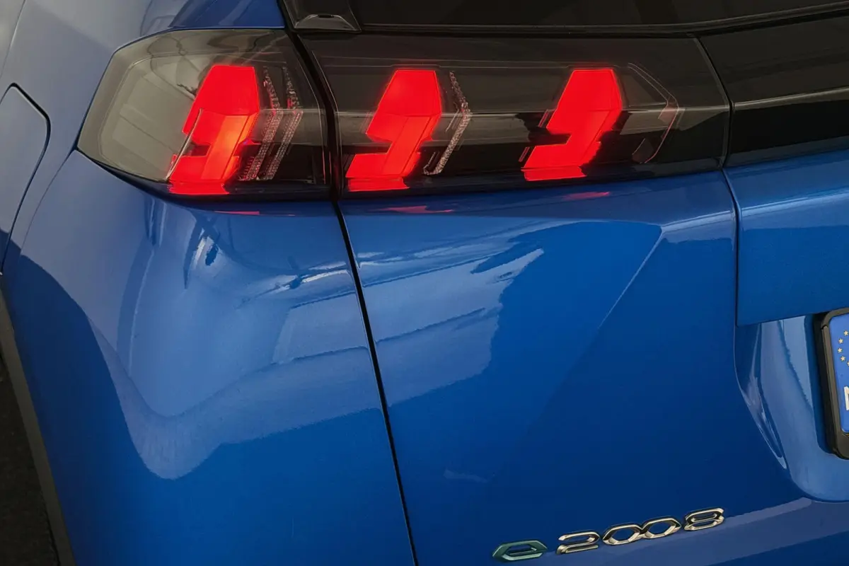 EV Allure Pack 50 kWh Achteruitrijcamera Apple CarPlay 3-Fase