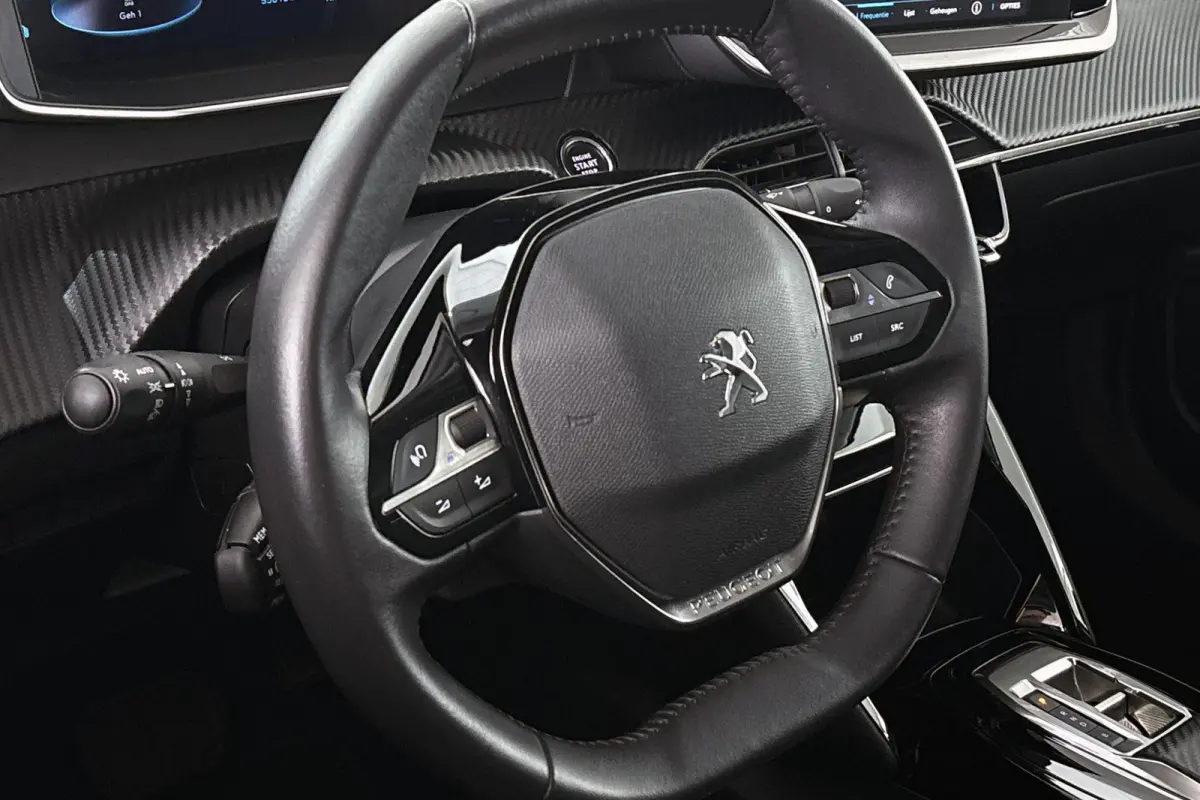 EV Allure Pack 50 kWh Achteruitrijcamera Apple CarPlay 3-Fase