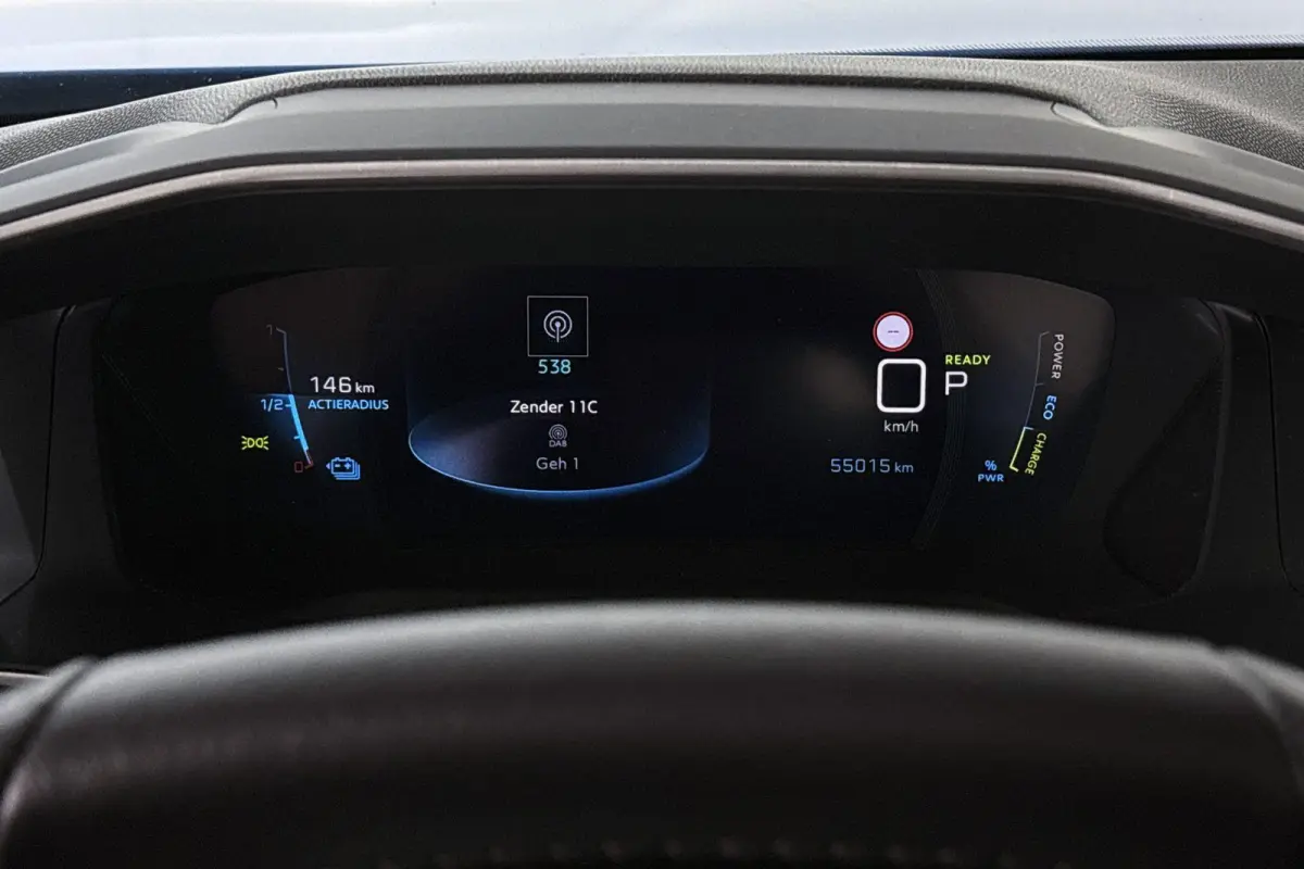EV Allure Pack 50 kWh Achteruitrijcamera Apple CarPlay 3-Fase