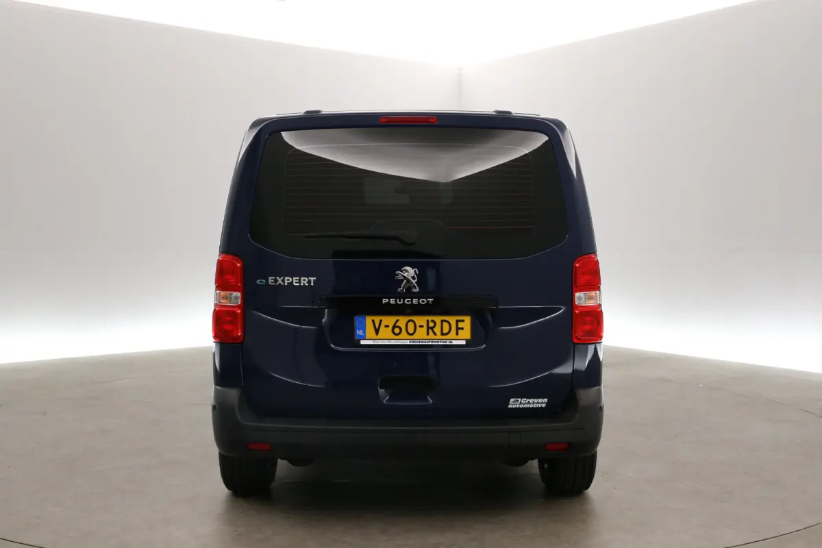 75 kWh L2H1 Long Range | Snelladen | SOH 96% | Airco | Cruise | Camera | Carplay | 3 Zits | 2xSchuifdeur