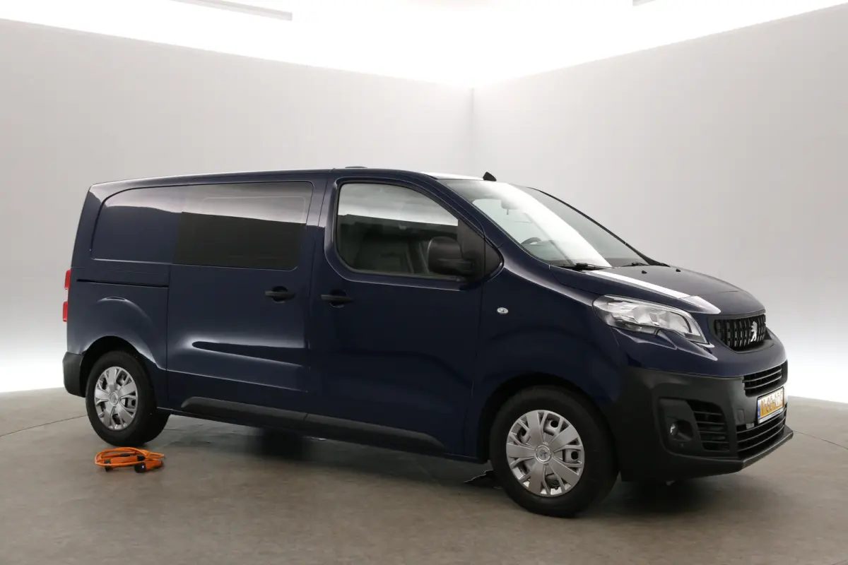 75 kWh L2H1 Long Range | Snelladen | SOH 96% | Airco | Cruise | Camera | Carplay | 3 Zits | 2xSchuifdeur