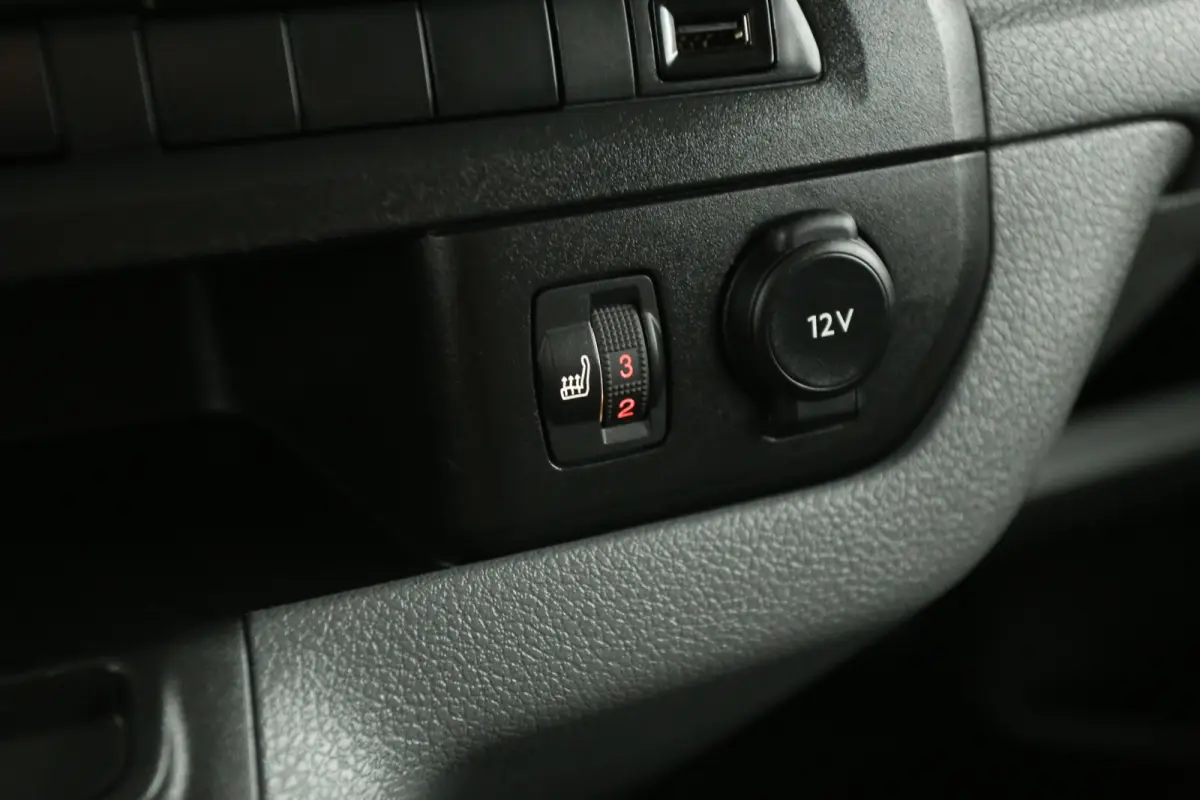 75 kWh L2H1 Long Range | Snelladen | SOH 96% | Airco | Cruise | Camera | Carplay | 3 Zits | 2xSchuifdeur