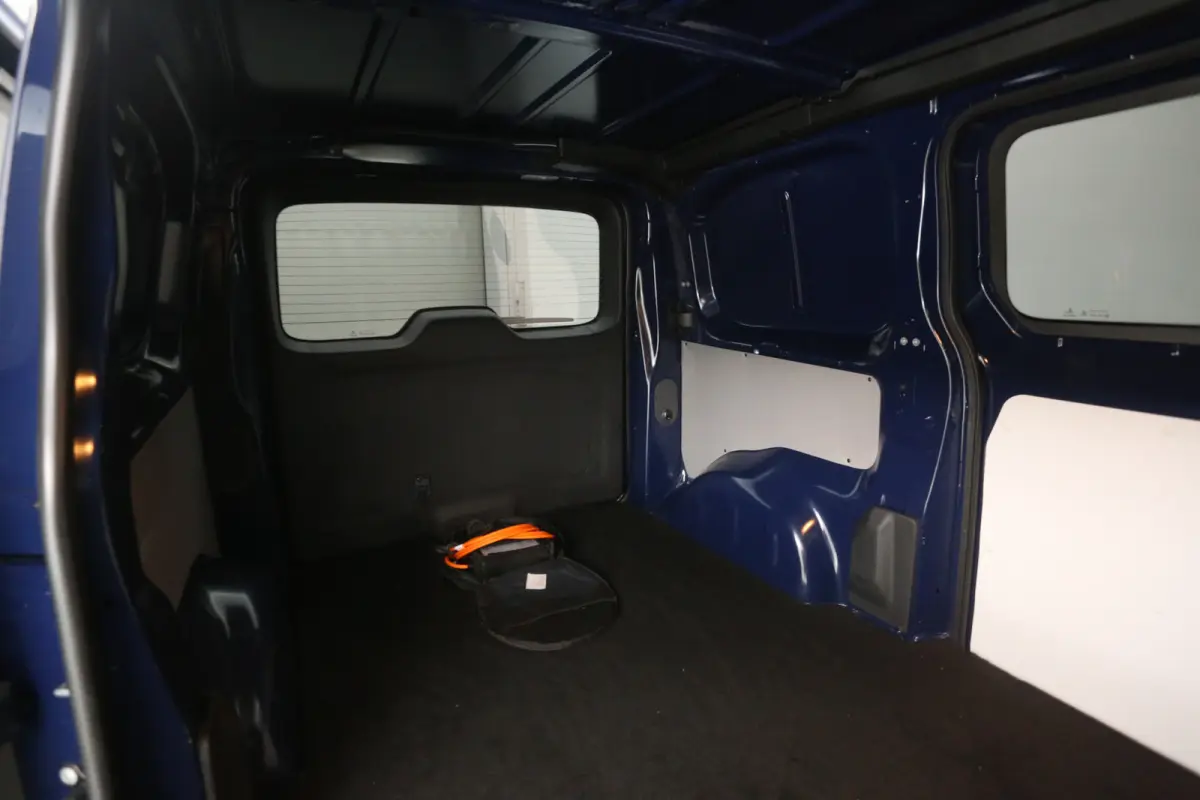 75 kWh L2H1 Long Range | Snelladen | SOH 96% | Airco | Cruise | Camera | Carplay | 3 Zits | 2xSchuifdeur