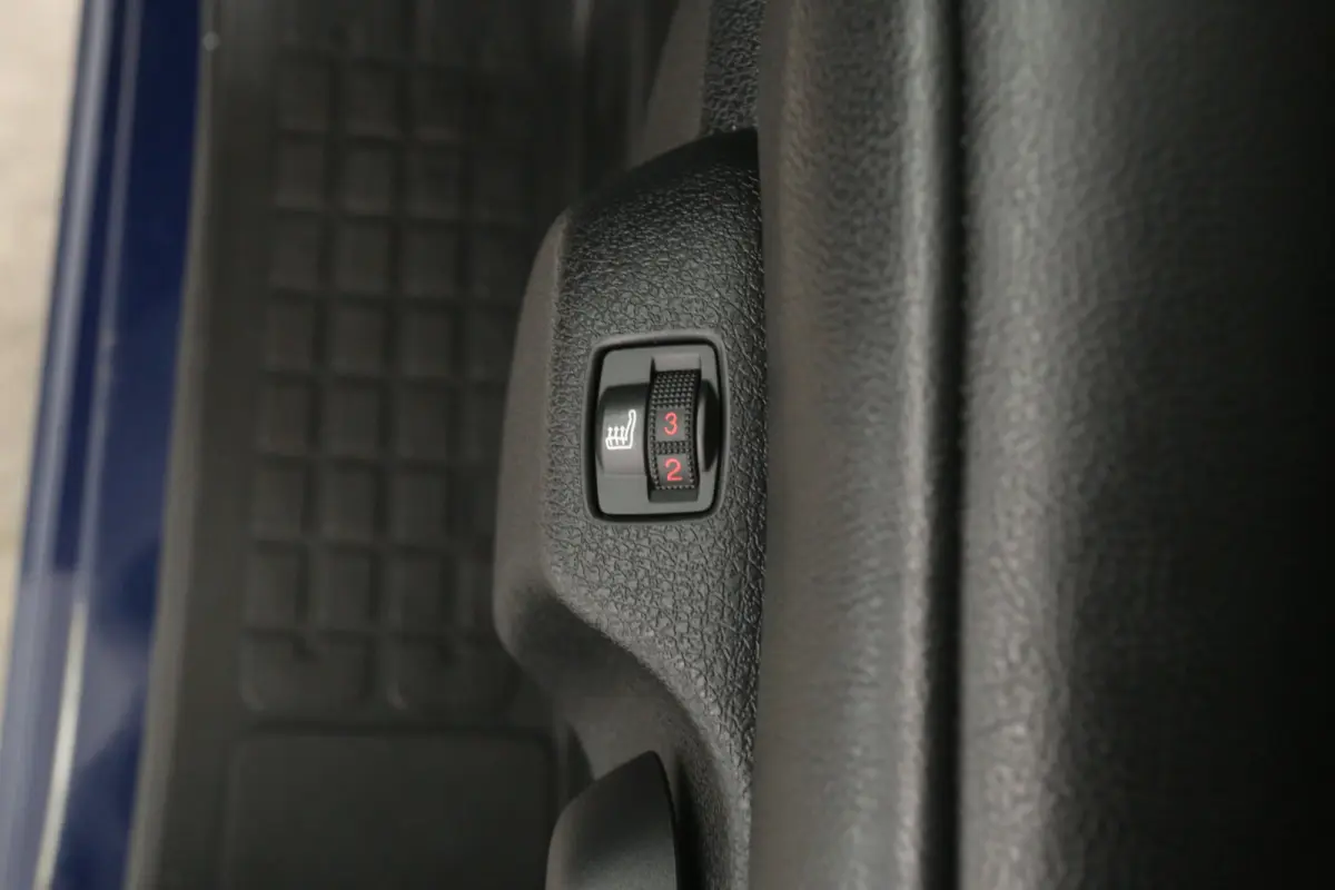 75 kWh L2H1 Long Range | Snelladen | SOH 96% | Airco | Cruise | Camera | Carplay | 3 Zits | 2xSchuifdeur