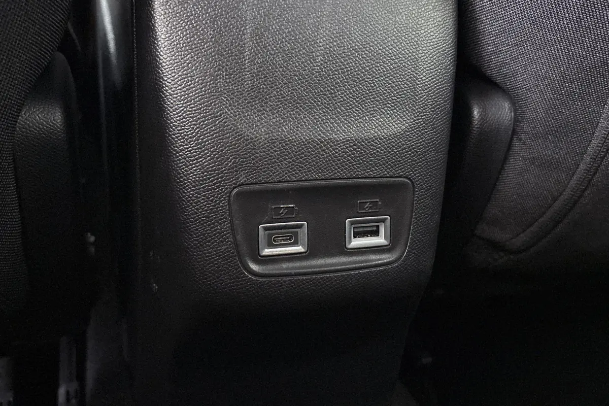 1.2 Hybrid 100 e-DCS6 Allure NL Auto Apple CarPlay Parkeersensoren