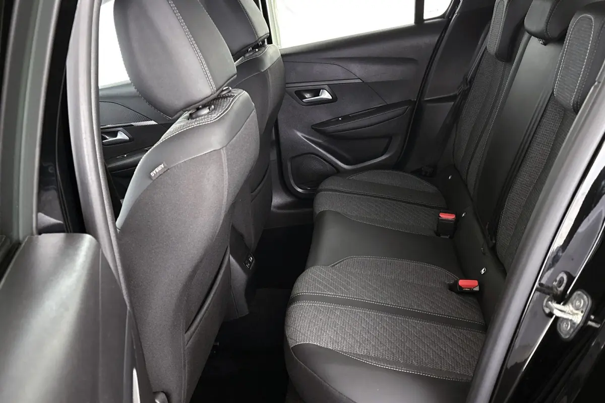 1.2 Hybrid 100 e-DCS6 Allure NL Auto Apple CarPlay Parkeersensoren