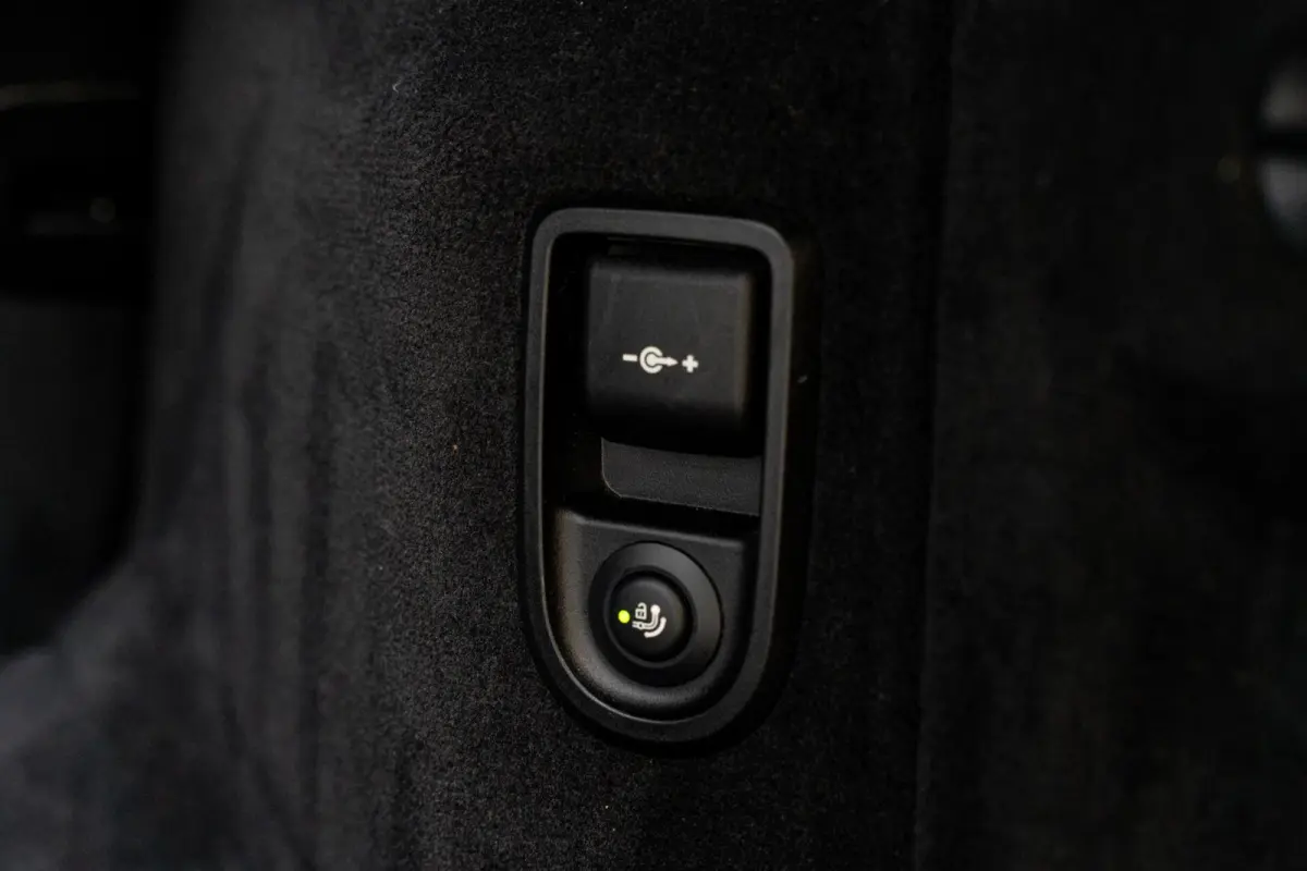 530e M-Sport *Softclose* H&K* ACC* Vol*