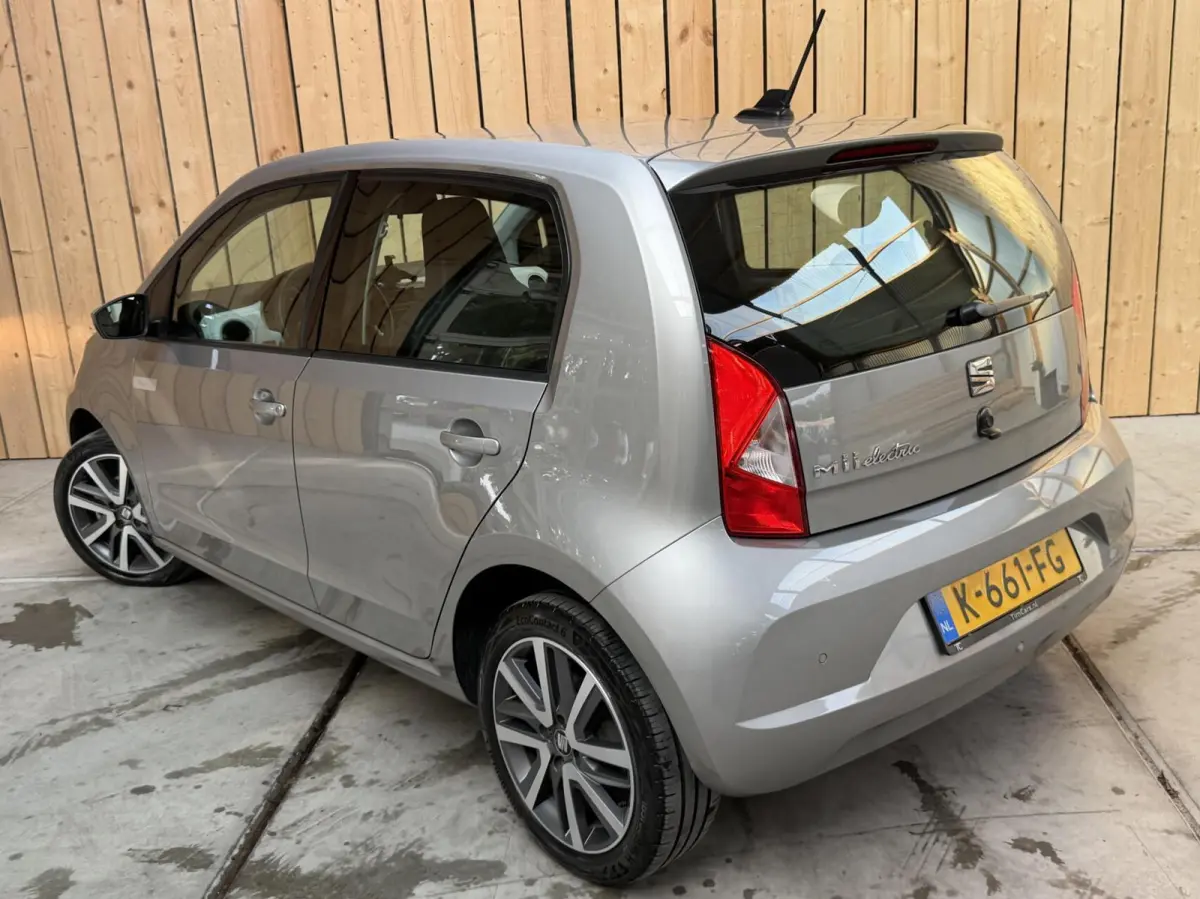 electric SoH 88,14% | Cruise control | Climate control | Metaalkleur | Lichtmetalen velgen | Voorruitverwarming | Stoelverwarming | Parkeersensoren achter