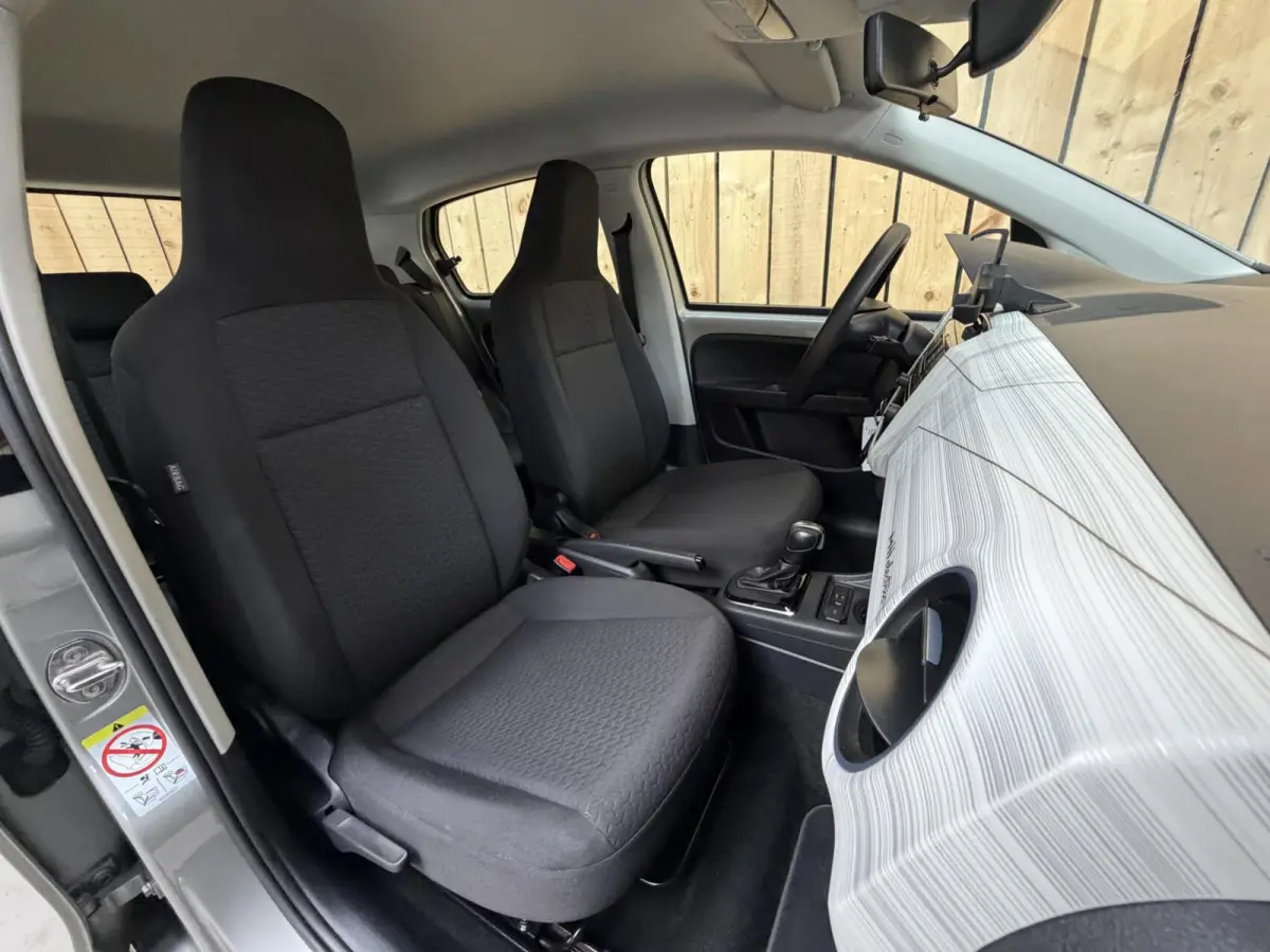 electric SoH 88,14% | Cruise control | Climate control | Metaalkleur | Lichtmetalen velgen | Voorruitverwarming | Stoelverwarming | Parkeersensoren achter