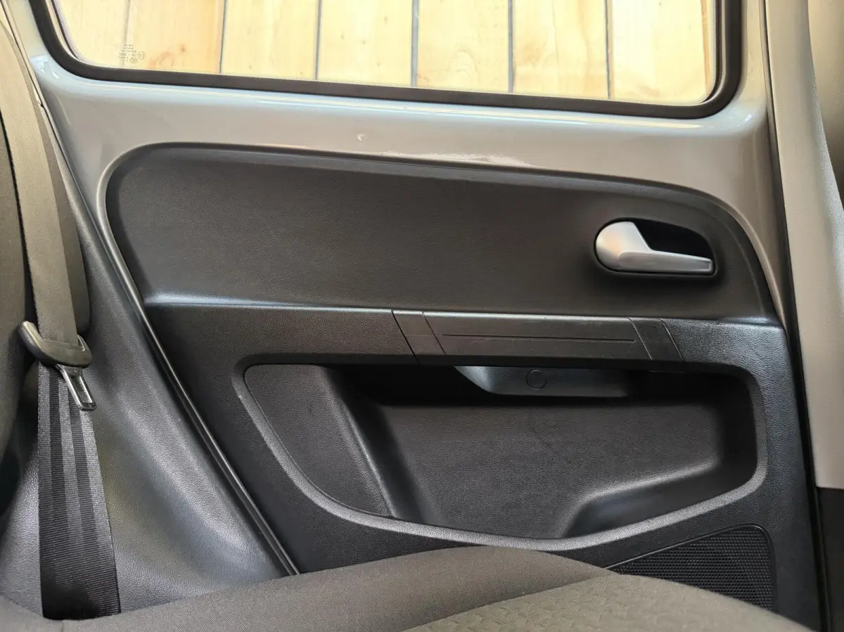 electric SoH 88,14% | Cruise control | Climate control | Metaalkleur | Lichtmetalen velgen | Voorruitverwarming | Stoelverwarming | Parkeersensoren achter