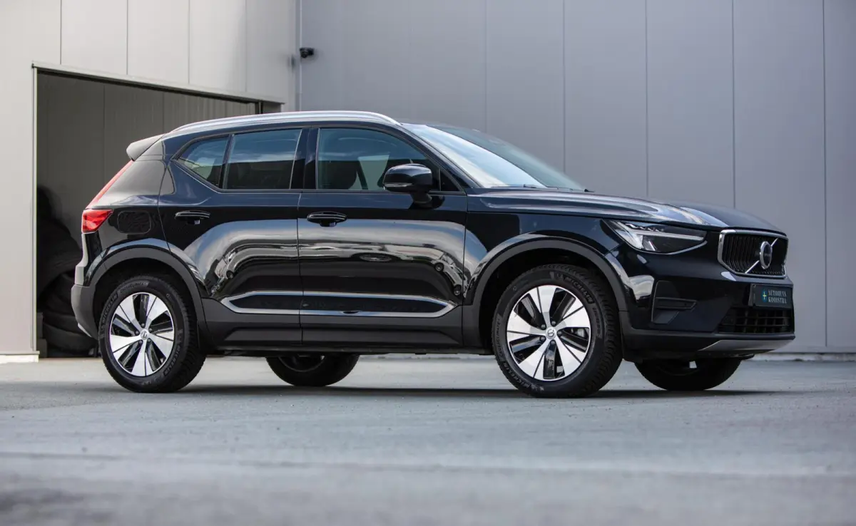 2.0 B3 Core MY2026|Leder|Keyless|PDC|Camera|Carplay