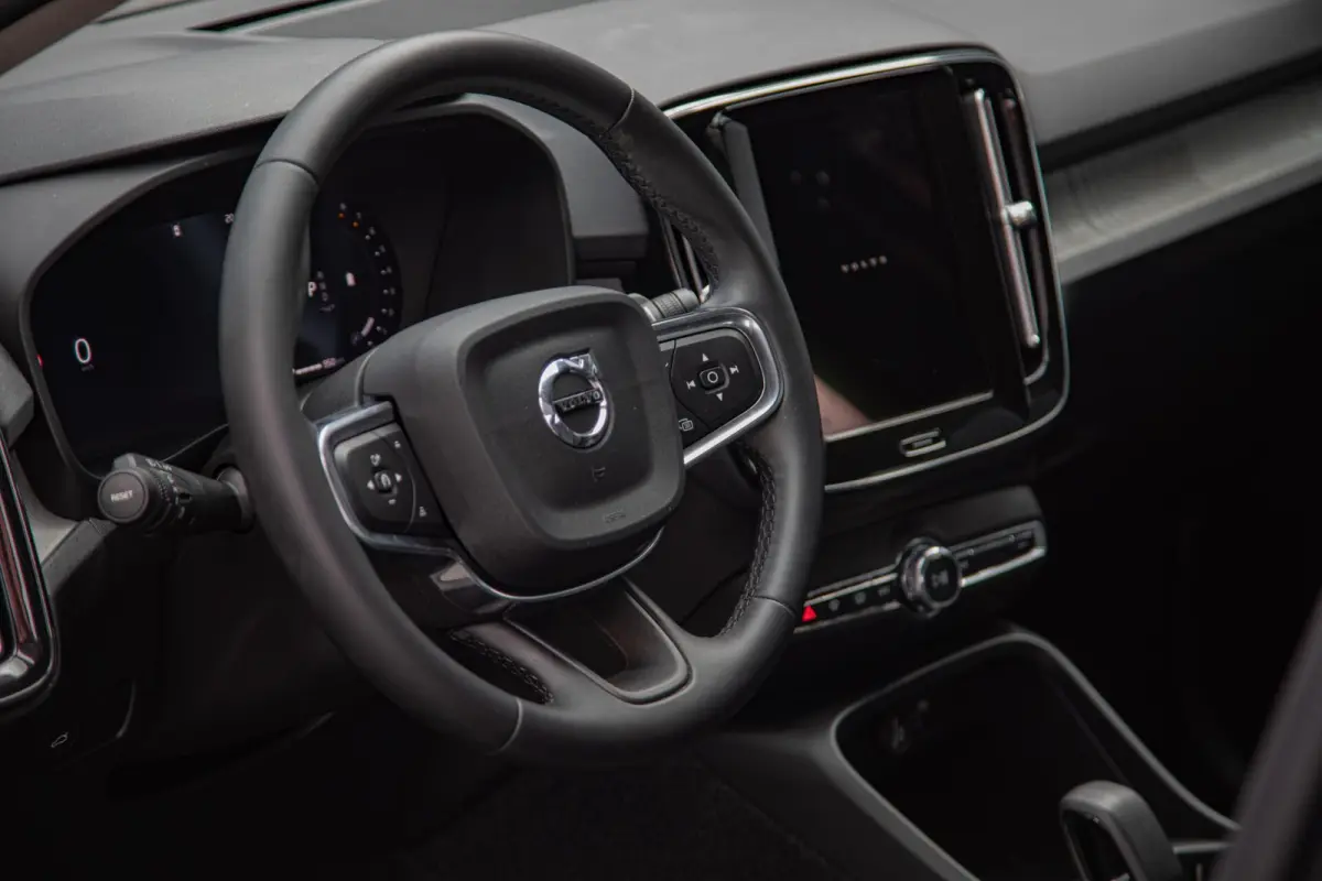 2.0 B3 Core MY2026|Leder|Keyless|PDC|Camera|Carplay