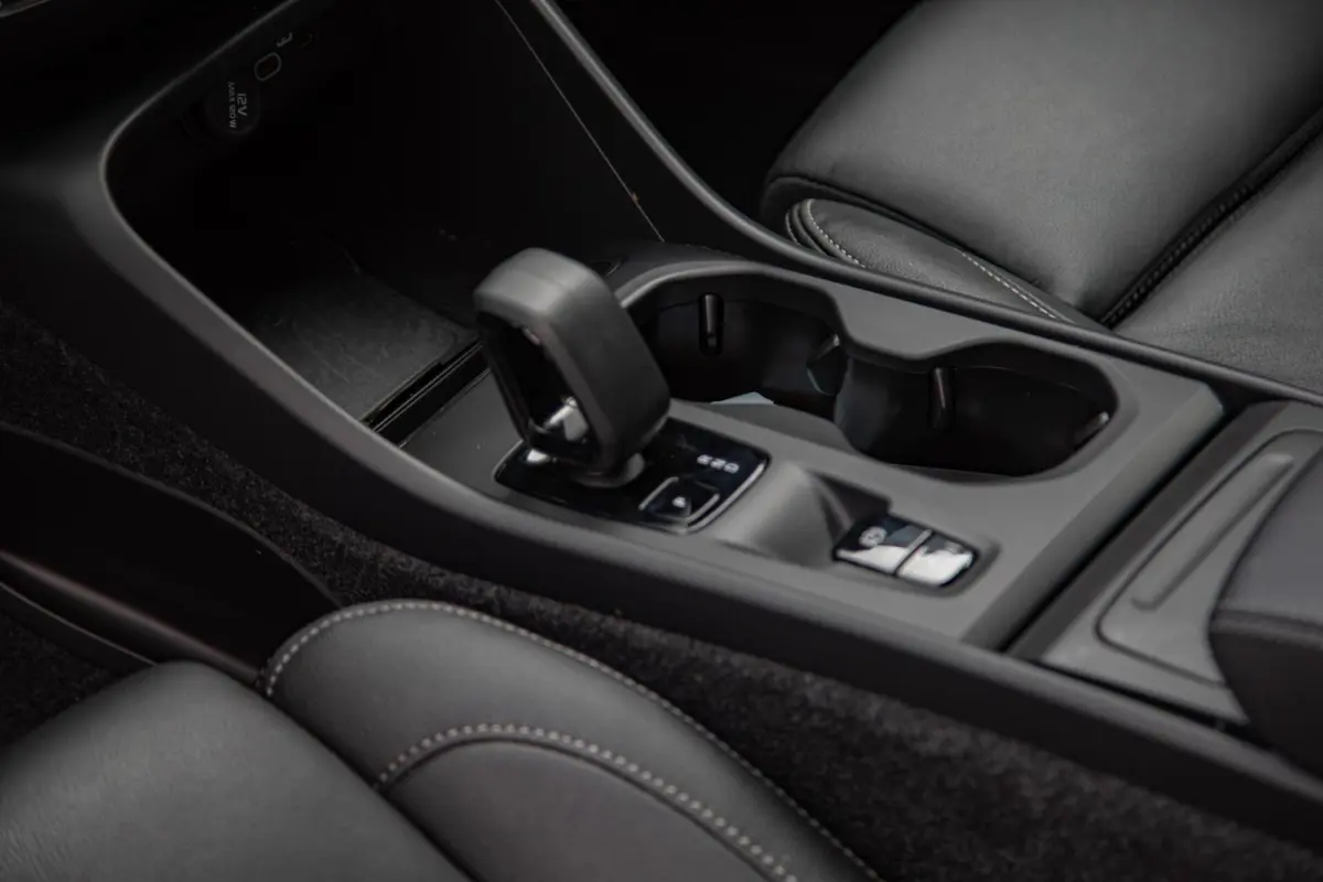 2.0 B3 Core MY2026|Leder|Keyless|PDC|Camera|Carplay