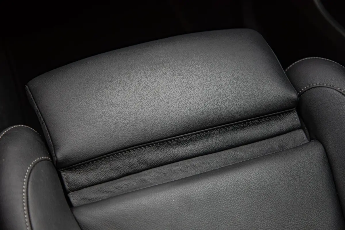 2.0 B3 Core MY2026|Leder|Keyless|PDC|Camera|Carplay