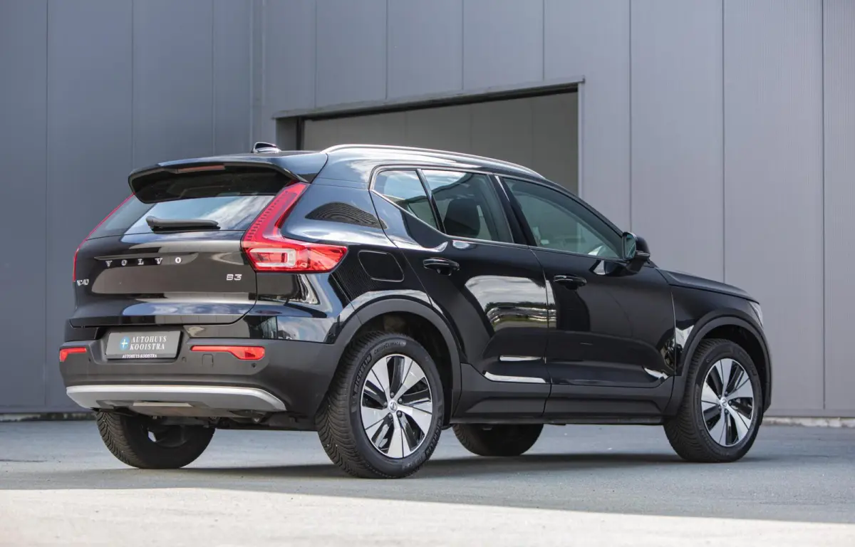 2.0 B3 Core MY2026|Leder|Keyless|PDC|Camera|Carplay