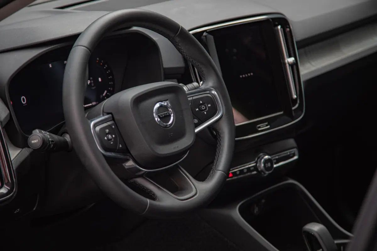 2.0 B3 Core MY2026|Leder|Keyless|PDC|Camera|Carplay