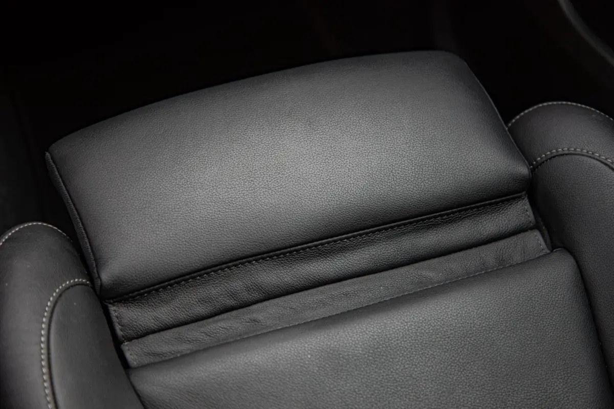 2.0 B3 Core MY2026|Leder|Keyless|PDC|Camera|Carplay