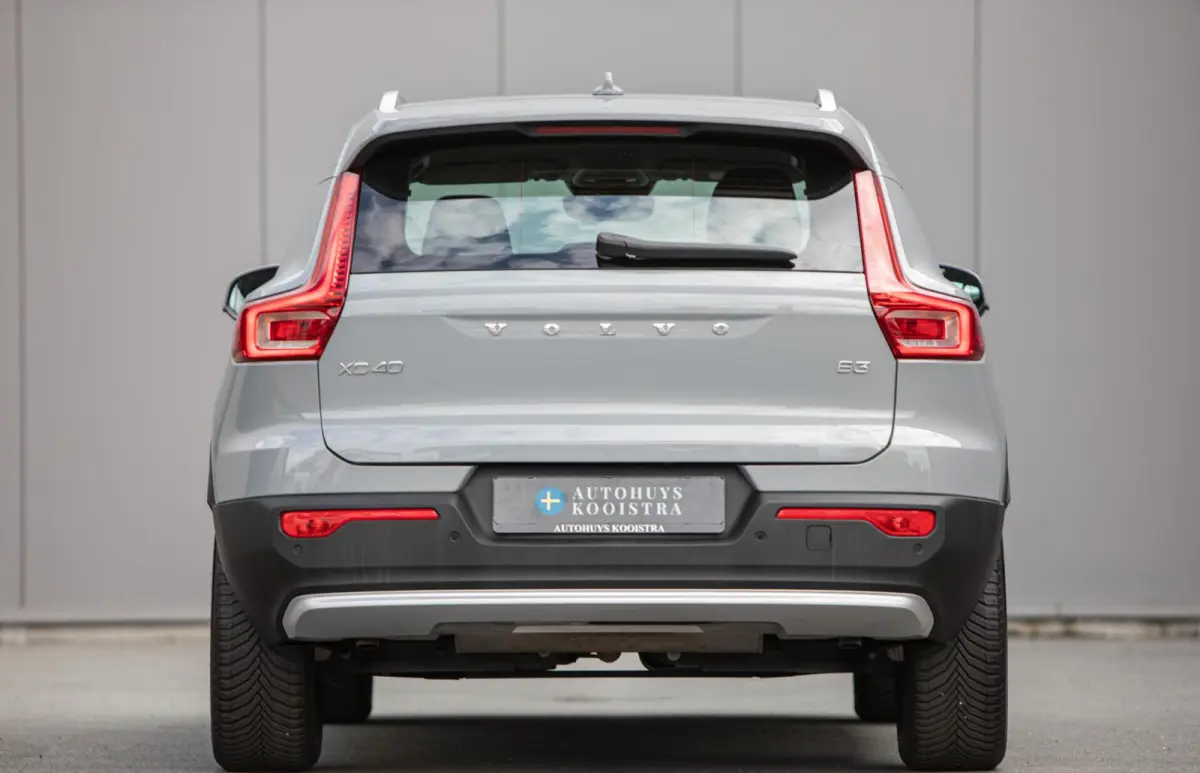 2.0 B3 Core MY2026|Leder|Keyless|PDC|Camera|Carplay