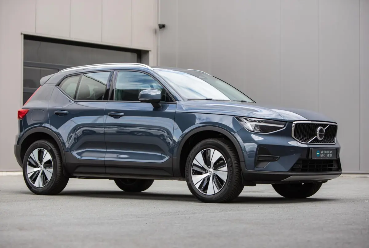 2.0 B3 Core MY2026|Leder|Keyless|PDC|Camera|Carplay