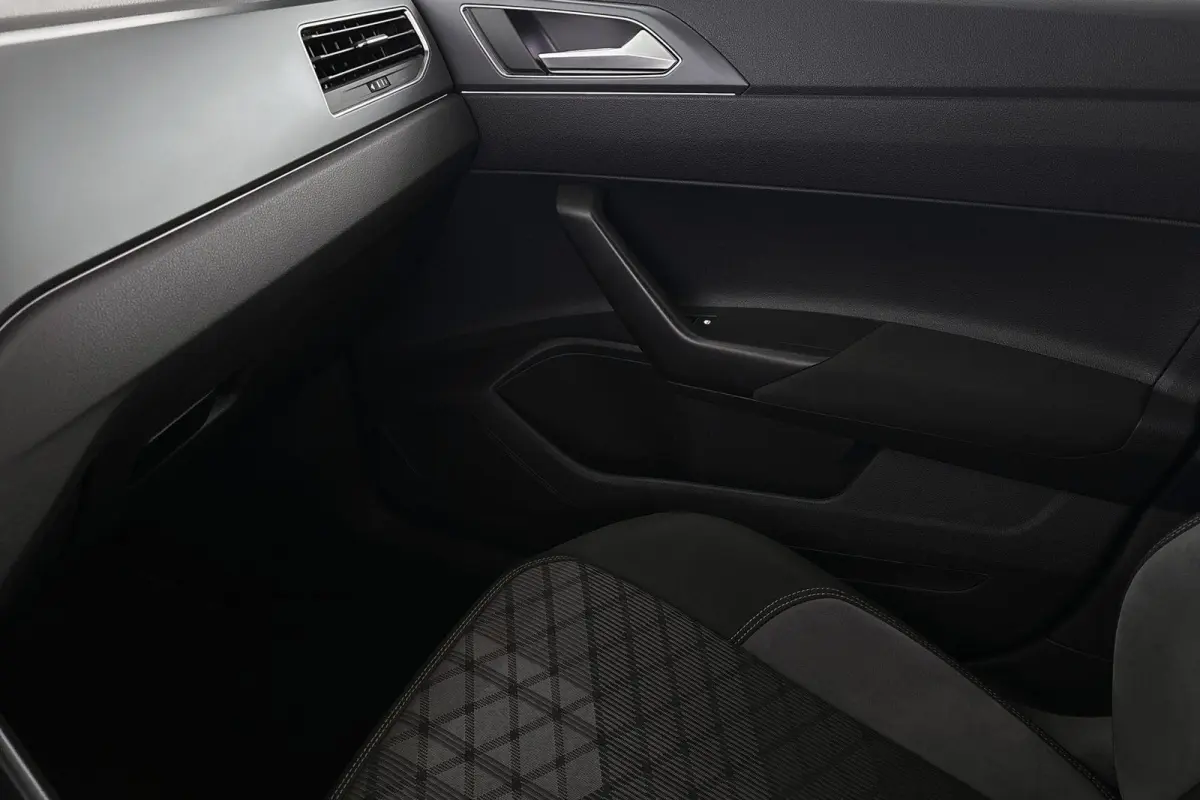 1.0 TSI R-Line Business DSG Automaat Achteruitrijcamera Apple CarPlay