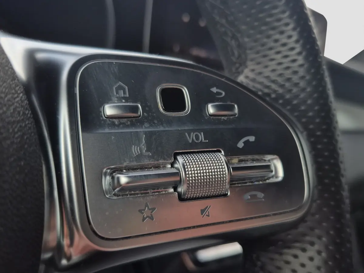 4MATIC Business Solution AMG Camera | Full LED | Elektr. Achterklep | Stoelverwarming | Full map navigatie | Carplay/android auto |