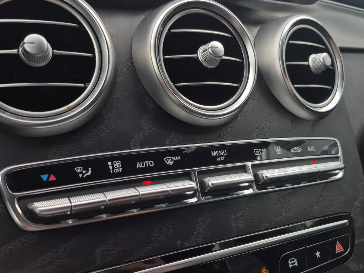 4MATIC Business Solution AMG Camera | Full LED | Elektr. Achterklep | Stoelverwarming | Full map navigatie | Carplay/android auto |
