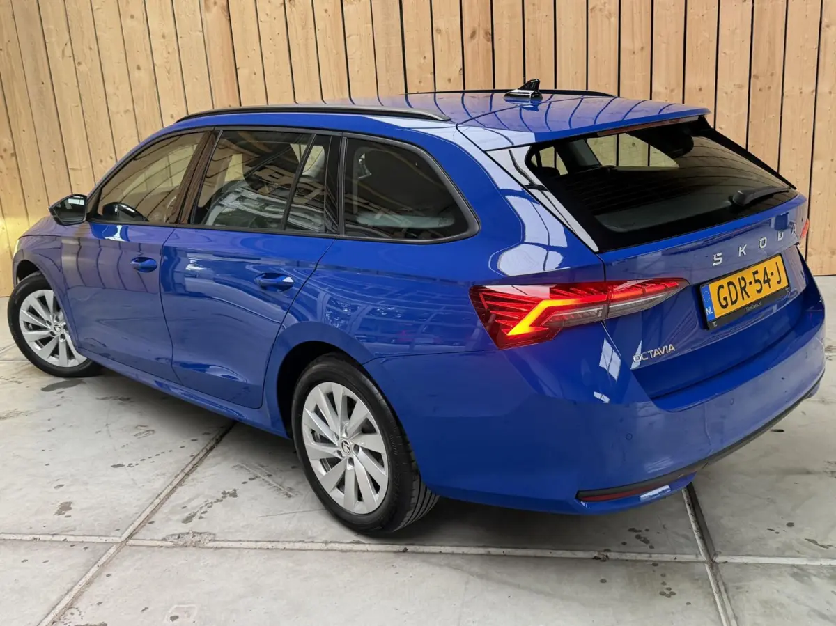 1.5 TSI First Edition Automaat | Apple CarPlay/Android Auto | Achteruitrijcamera | Cruise & climate control | LED koplampen | Stoel- en stuurwielverwarming | Rijstrooksensor | Parkeersensore